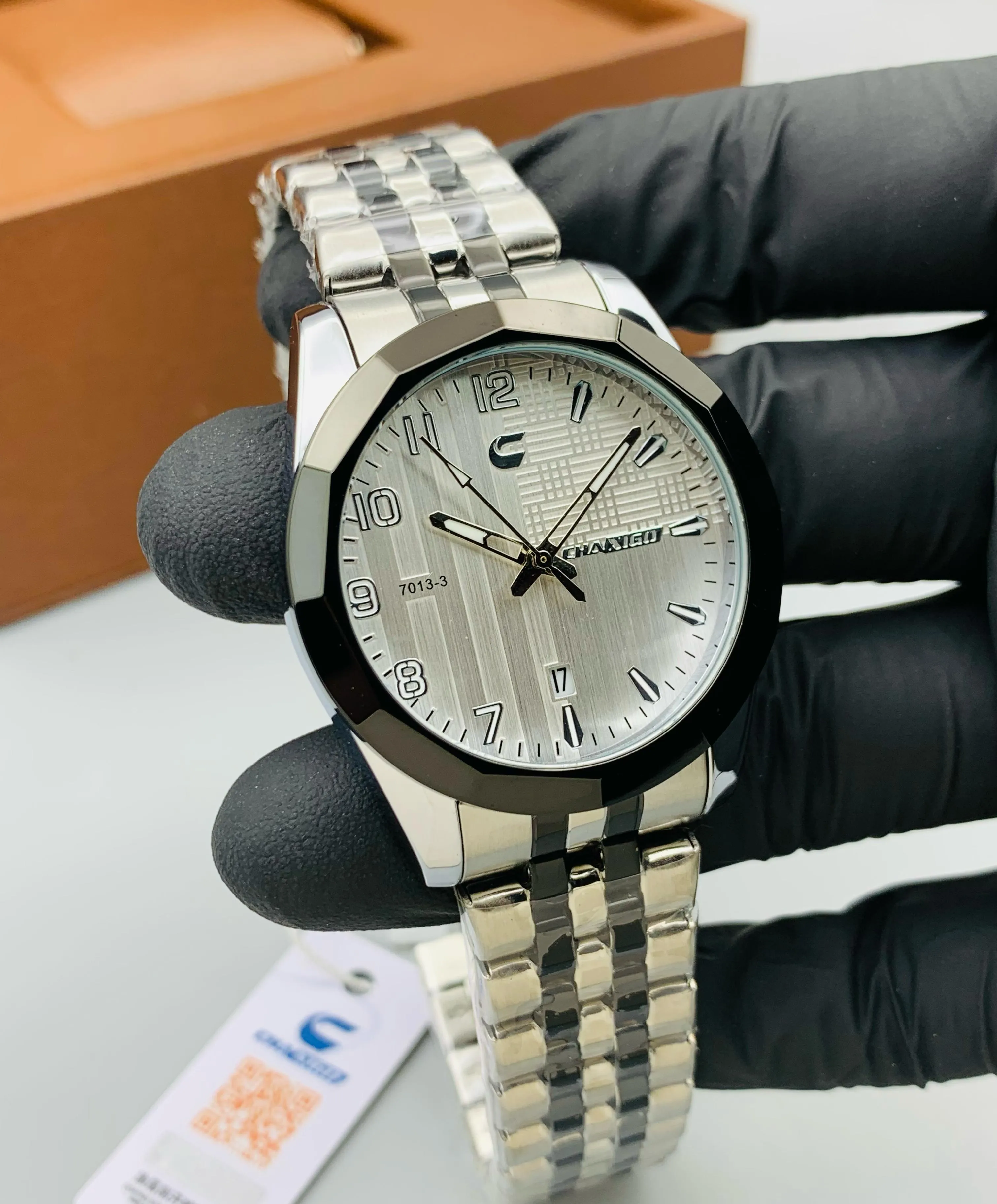 Chaxigo Steel Chain Watch – Elegance in Every Detail