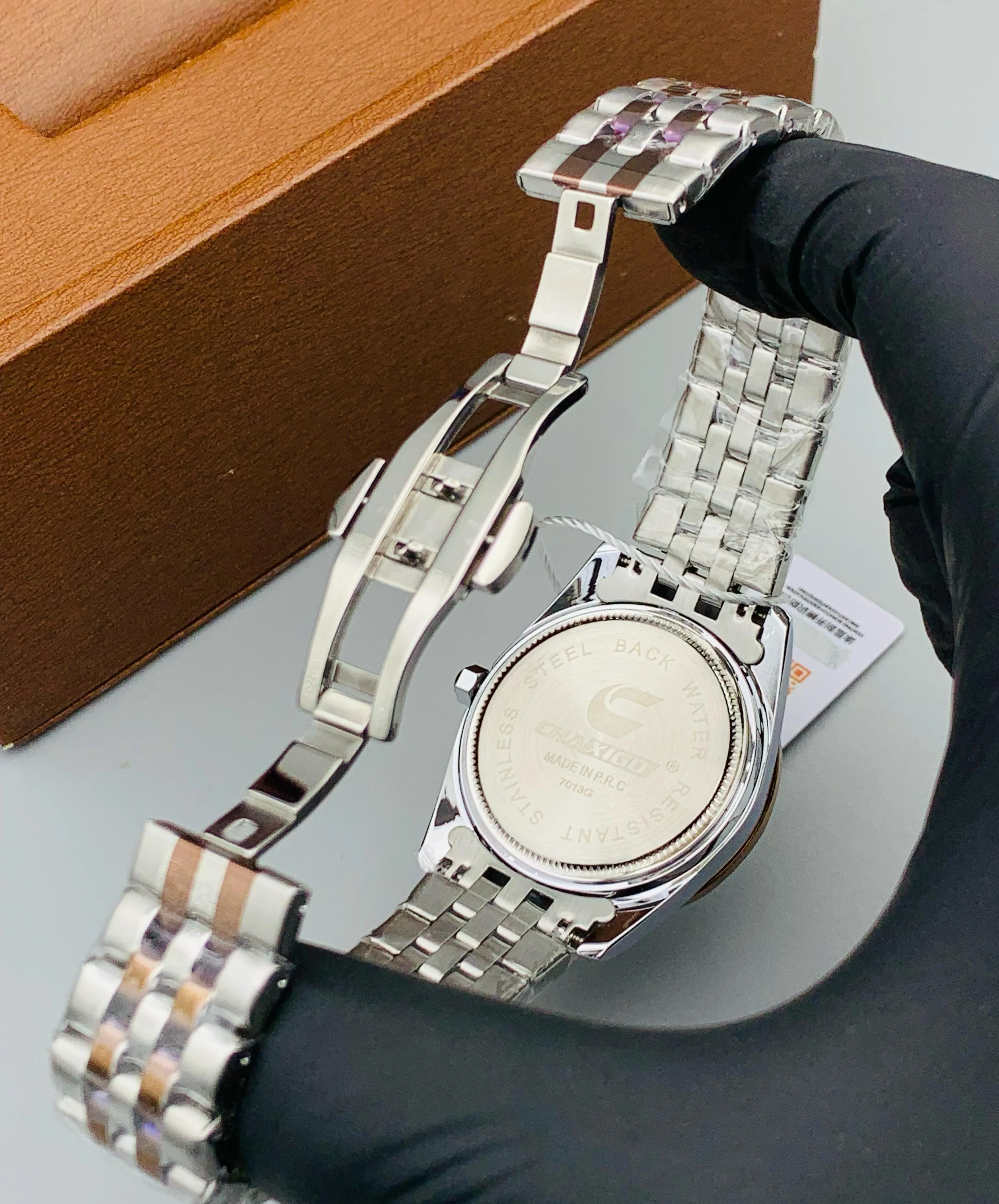Chaxigo Steel Chain Watch – Elegance in Every Detail
