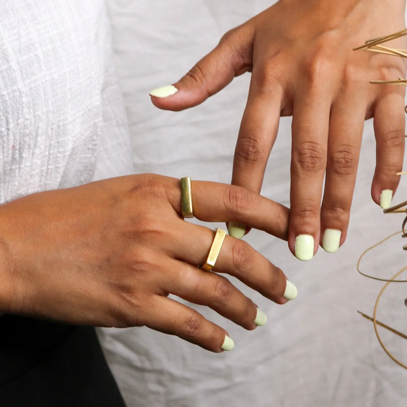 Tavas Flat Ring